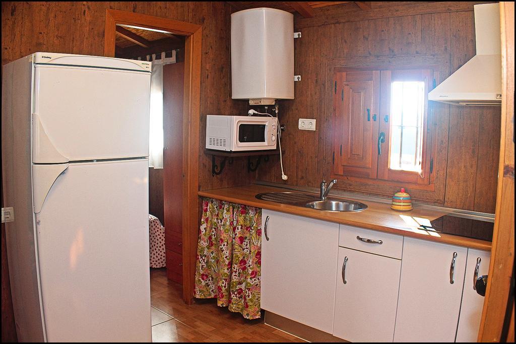 Bungalow Curro Pareja 131 Conil De La Frontera Buitenkant foto